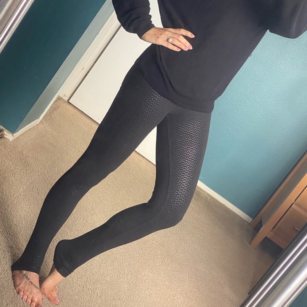 PINK sheen black chevron print yoga leggings sz xs